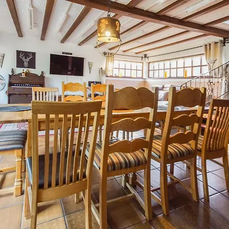 Ferienhaus Am Ahrufer * Insul