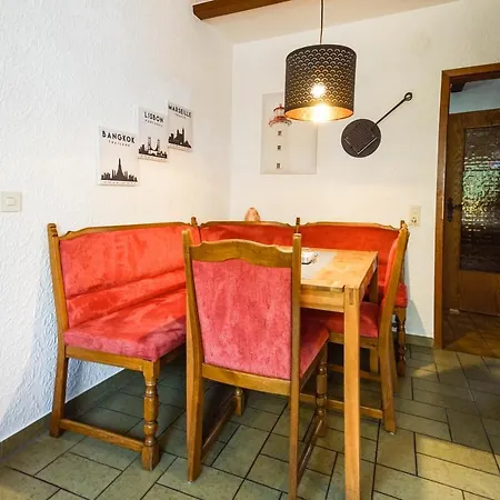 Ferienhaus Am Ahrufer