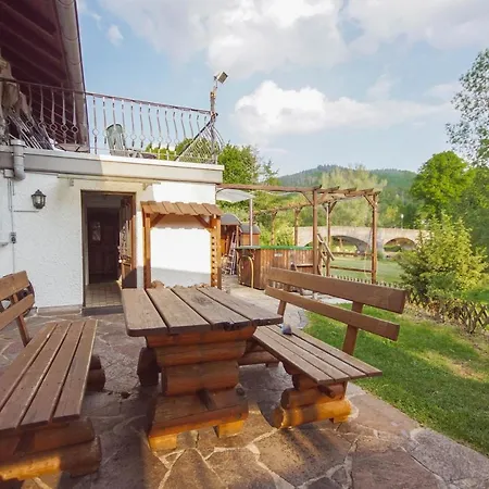 Ferienhaus Am Ahrufer Holiday home *